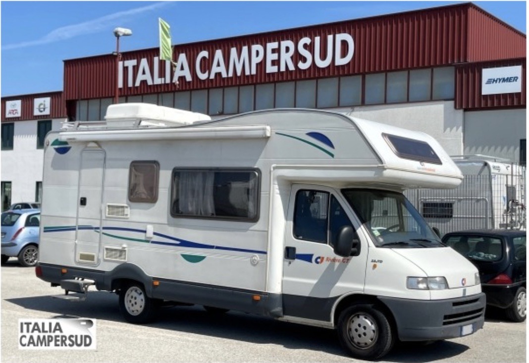 Perché Scegliere un Camper Usato: Vantaggi e Importanza di Affidarsi a Italiacampersud.it